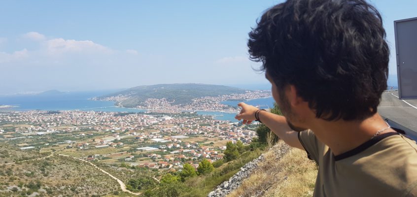 &Sacute;ladami &bdquo;Gry o tron&rdquo;